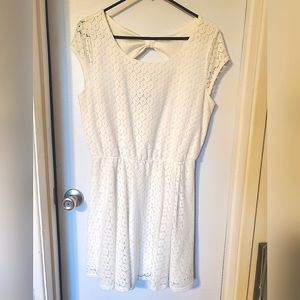 iZ BYER Dress White Lace Overlay Satin size XL